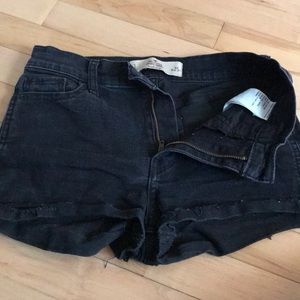 HOLLISTER SHORT-SHORT